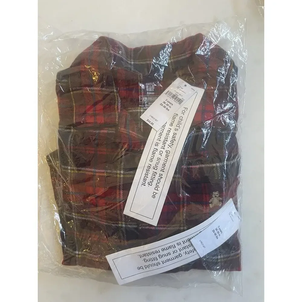 Baby Gap Holiday Flannel 2-piece Pajama Set Red Plaid Button Collar Toddler PJs